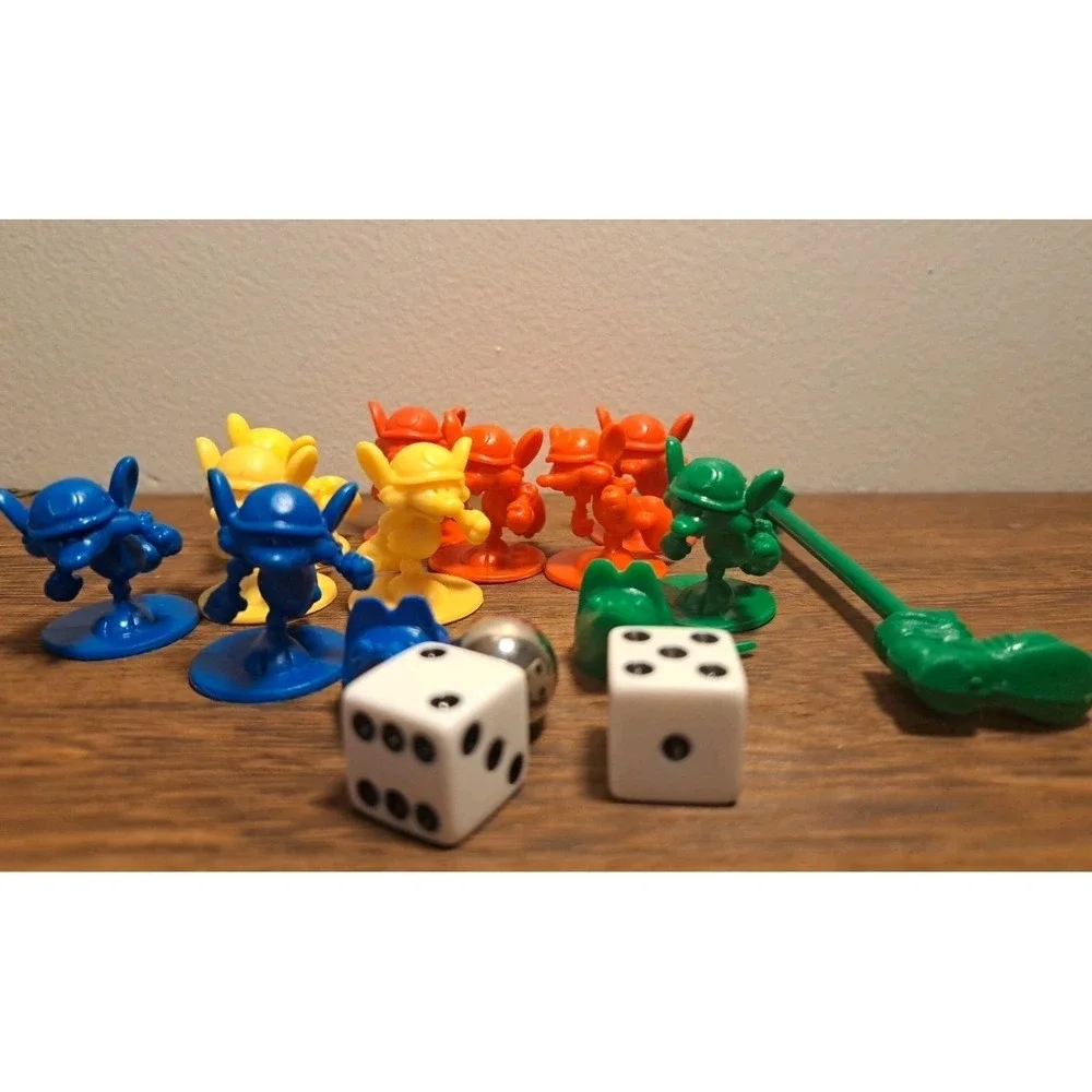 Milton Bradley Mouse Trap Mice Tokens & Die, Ball,Green Boot Replacement Parts